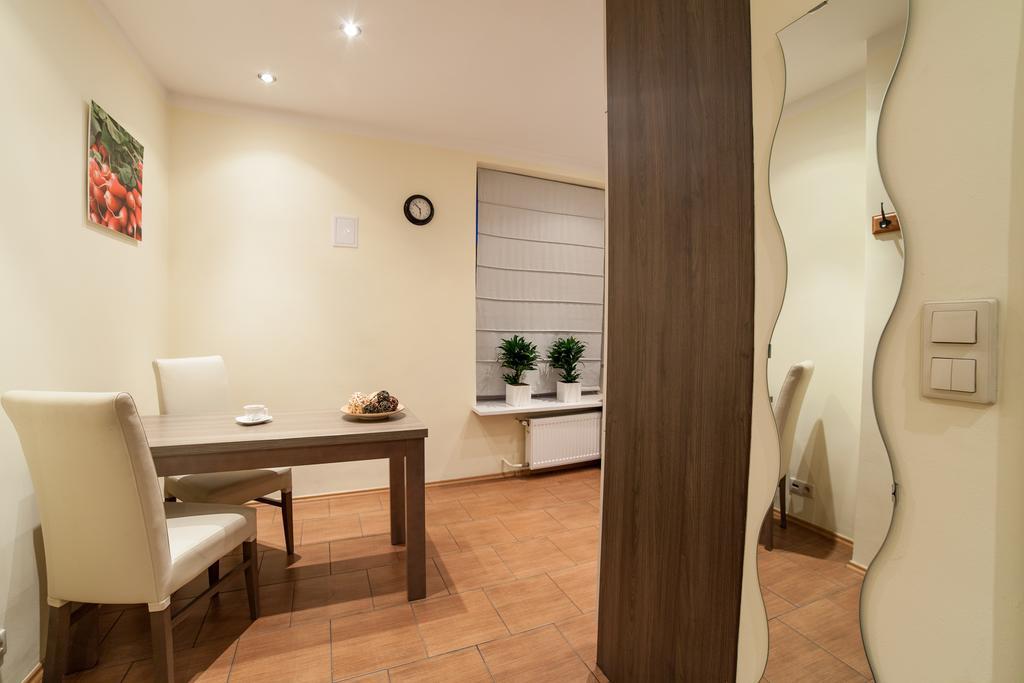 Place 4 You Apartments Krakow Room photo