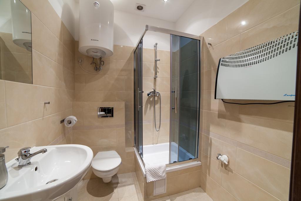 Place 4 You Apartments Krakow Room photo