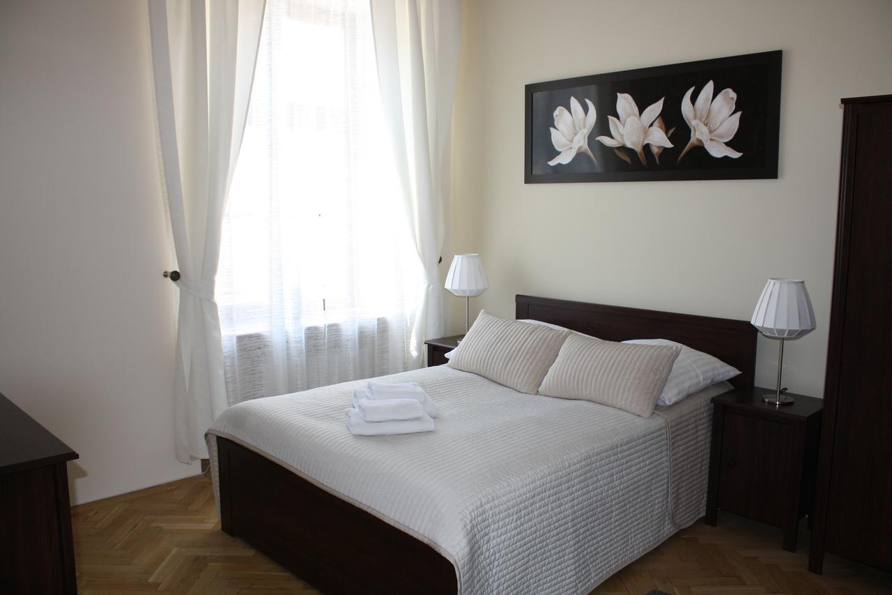 Place 4 You Apartments Krakow Exterior photo
