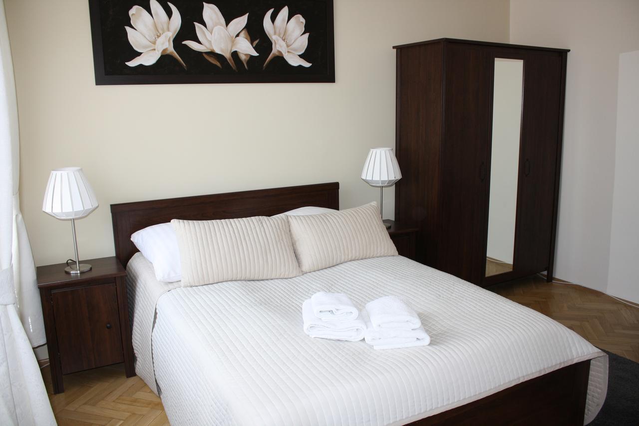 Place 4 You Apartments Krakow Exterior photo